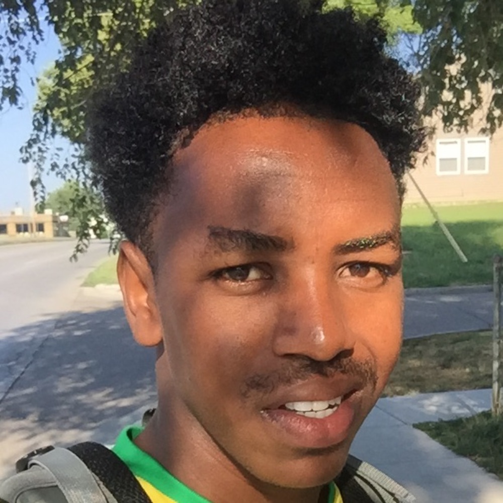 Meet your Posher, Mosez